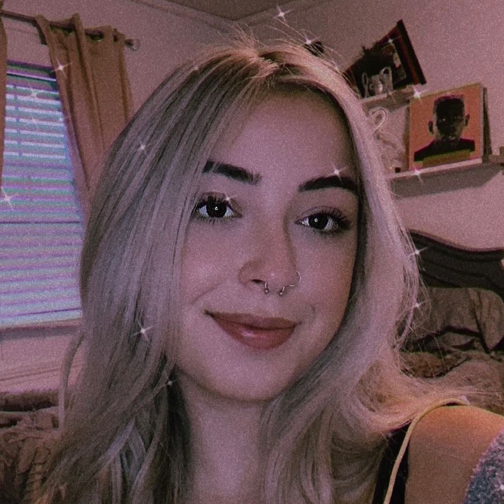 Meet your Posher, Hailey